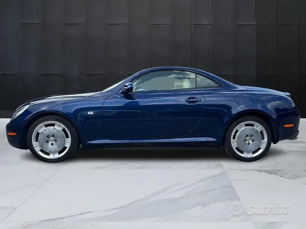 Usata Lexus SC430 286 CV (210 kW) 2004 Bluazzurro Cabrio