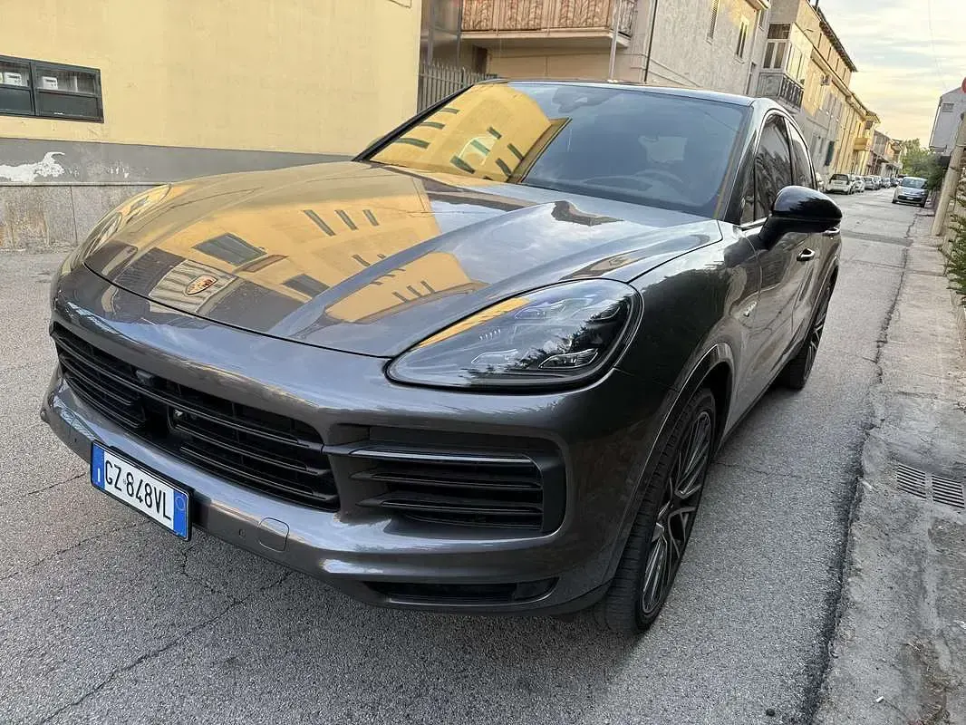 Usata Porsche Cayenne 340 CV (250 kW) 2022 SUV
