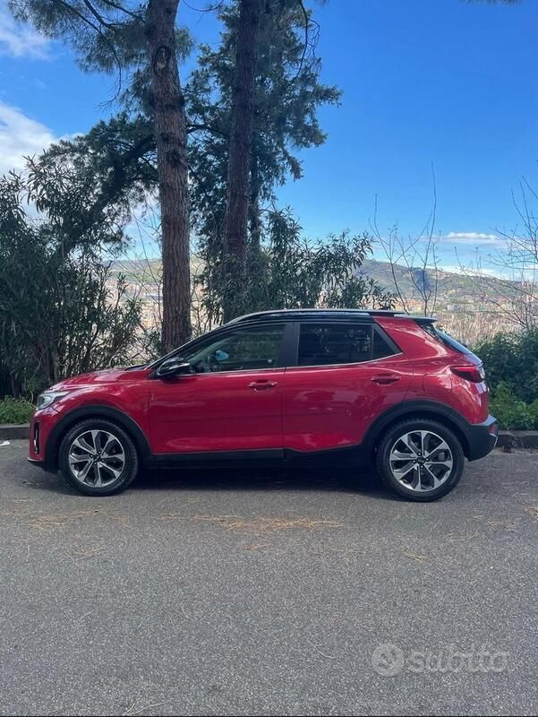 Usata 2019 Kia Stonic SUV | 14.000 € (Buon prezzo) - Immagine 1/4