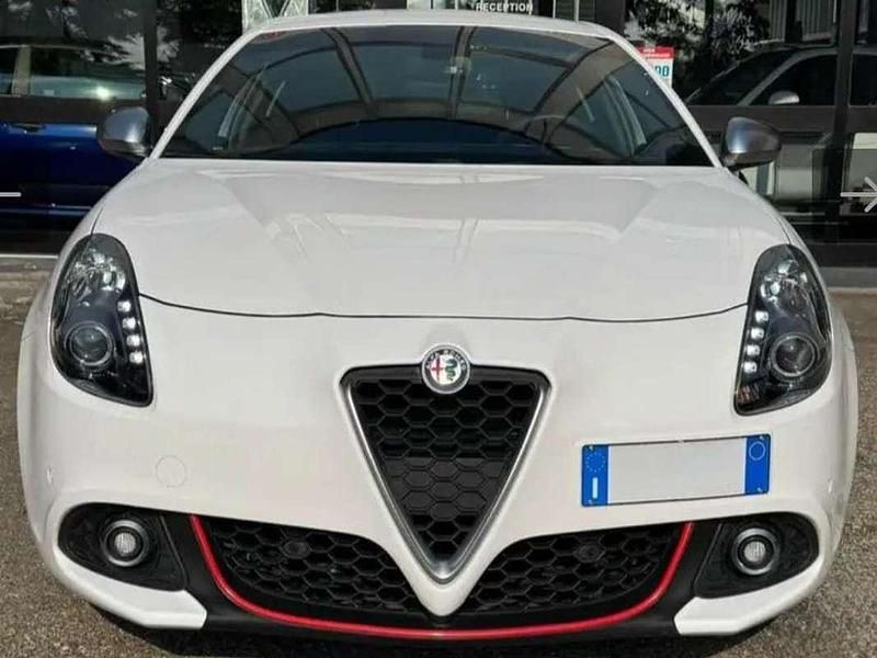 Usata Alfa Romeo Giulietta Super 120 CV (88 kW) 2017 Bianco Berlina