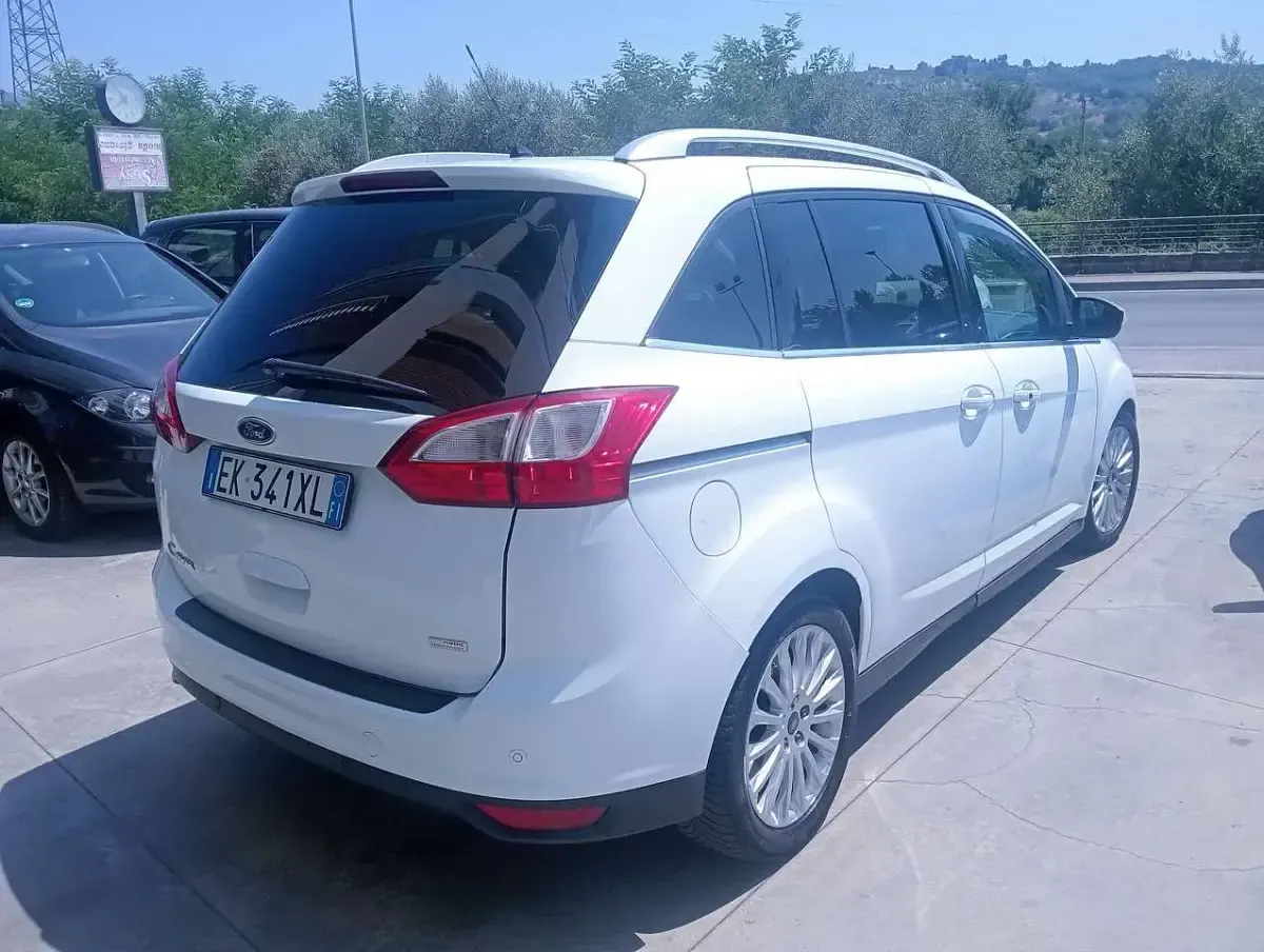 Usata Ford C-MAX Titanium 116 CV (85 kW) 2012 Bianco Monovolume