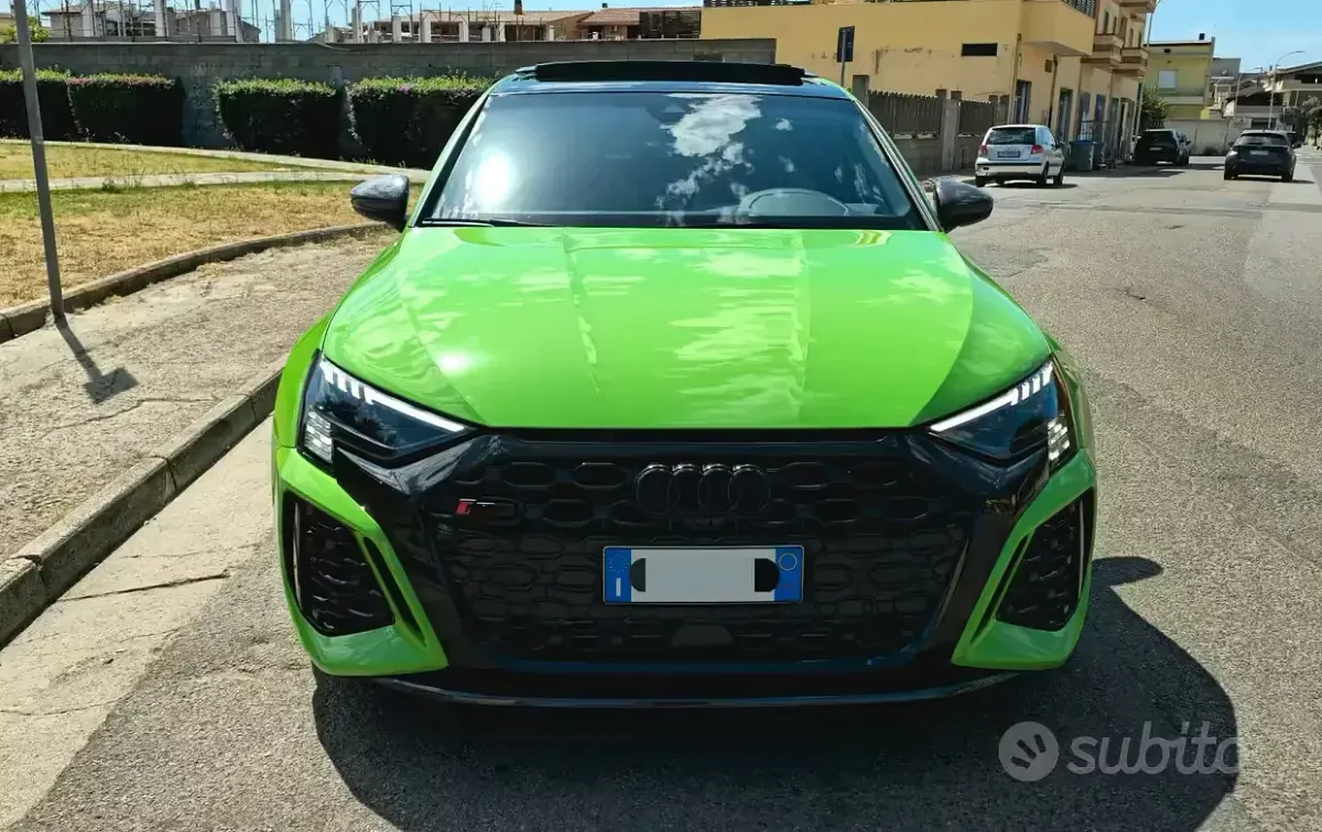 Usata Audi RS3 400 CV (294 kW) 2023 Verde Berlina