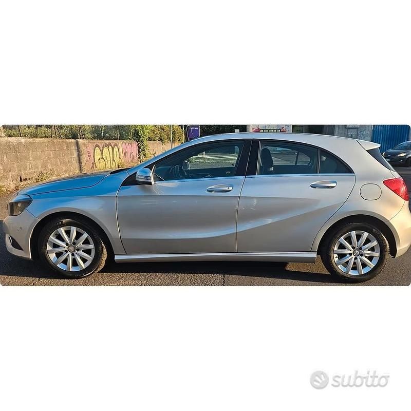 Usata Mercedes A180 2014 Grigio Berlina