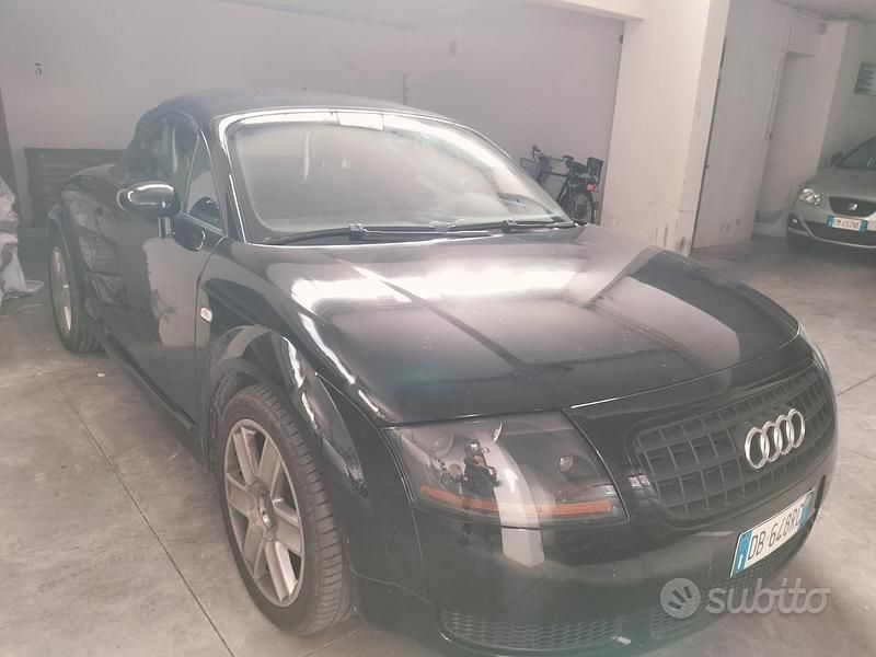 Usata Audi TT Roadster 179 CV (131 kW) 2006 Nero Cabrio