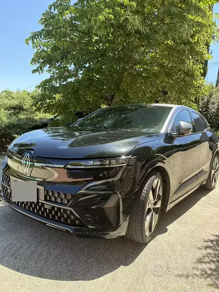Usata Renault Megane E-Tech 55 kW (75 CV) 2022 Nero Berlina