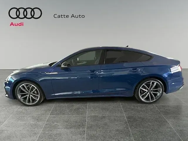 Usata Audi A5 S-Line 204 CV (150 kW) 2025 Blu ascari metallizzato