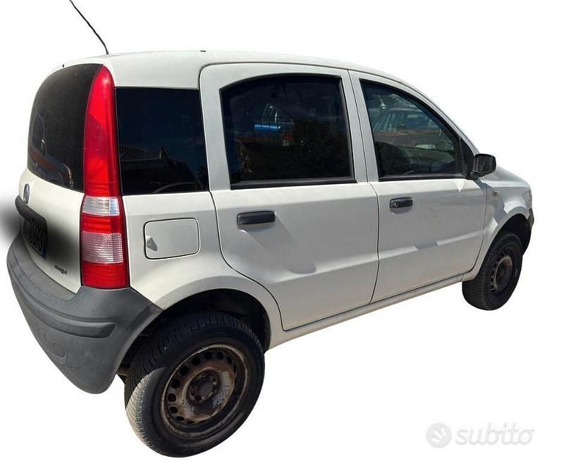 Usata Fiat Panda 4x4 69 CV (50 kW) 2008 Bianco Utilitaria
