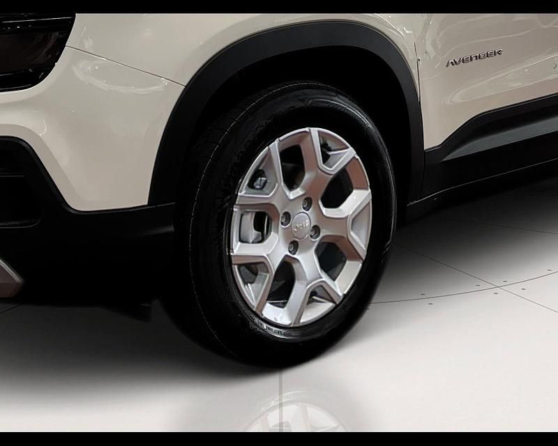 Usata Jeep Avenger Altitude 100 CV (73 kW) 2025 Snow SUV