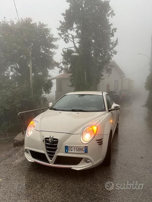 Usata Alfa Romeo MiTo 120 CV (88 kW) 2010 Bianco Utilitaria