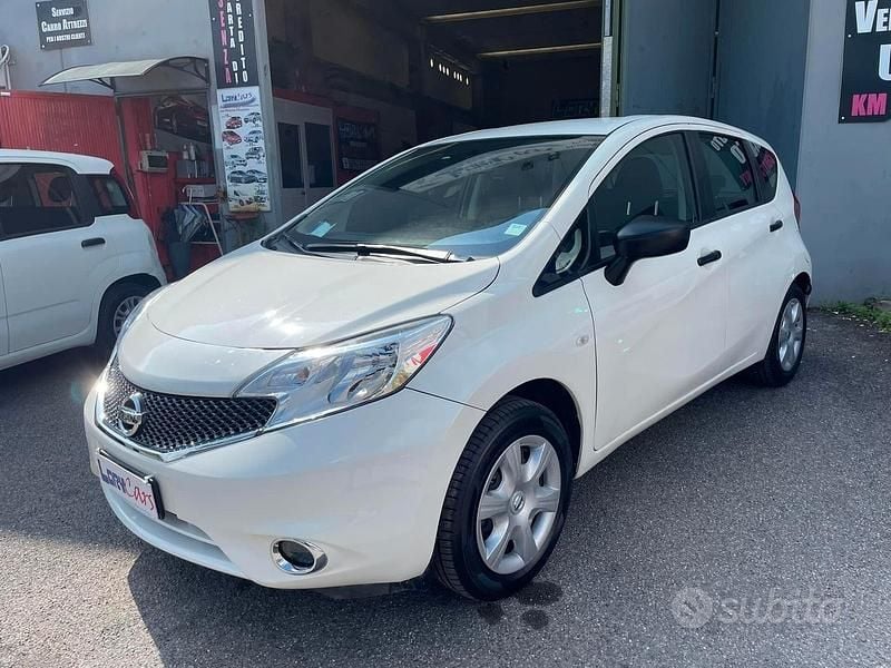 Usata Nissan Note Visia 80 CV (58 kW) 2015 Bianco Utilitaria