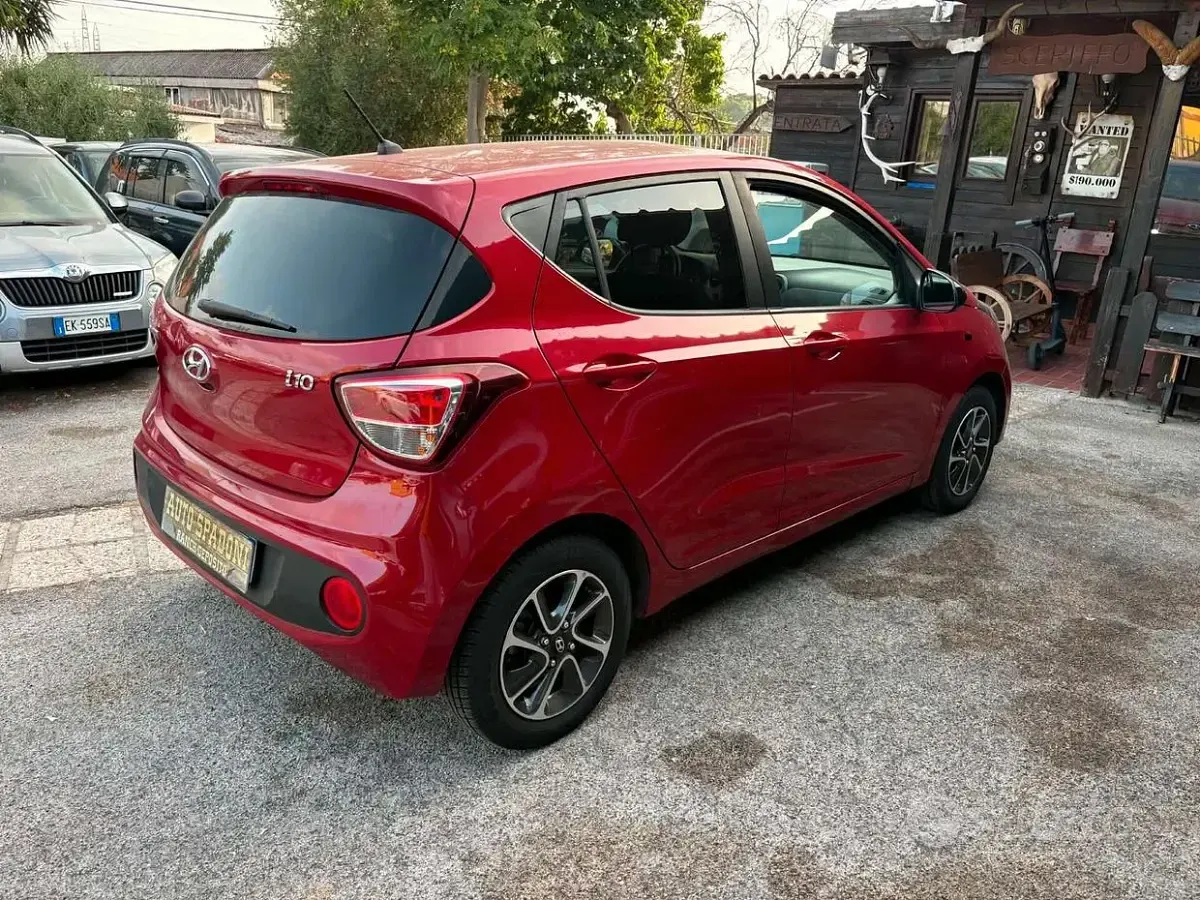 Usata Hyundai i10 Prime 67 CV (49 kW) 2019 Rosso Utilitaria