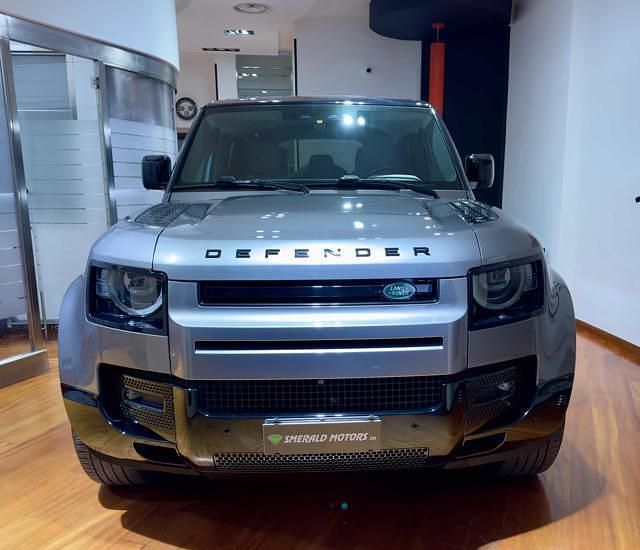 Usata Land Rover Defender SE Dynamic 200 CV (147 kW) 2023 Grigio SUV