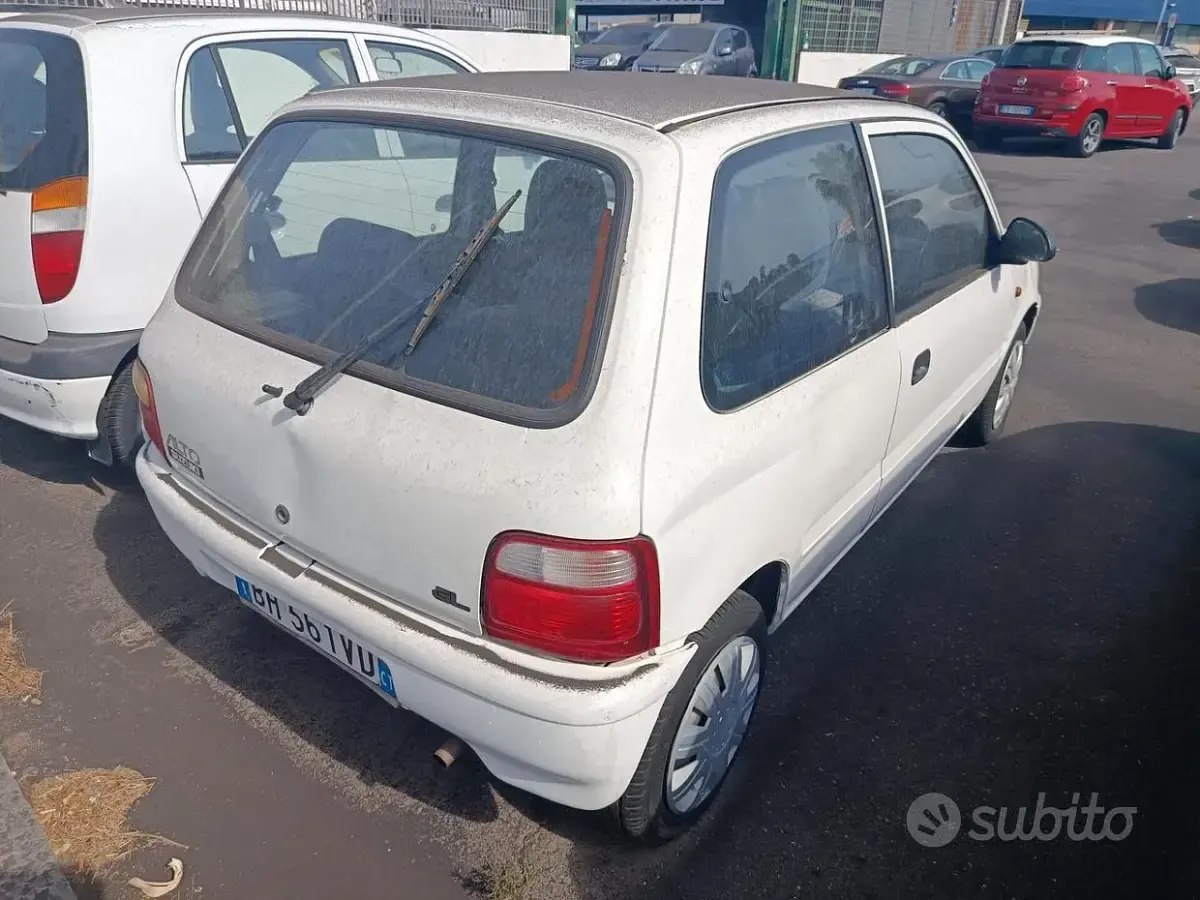 Usata Suzuki Alto 54 CV (39 kW) 2000 Bianco Utilitaria