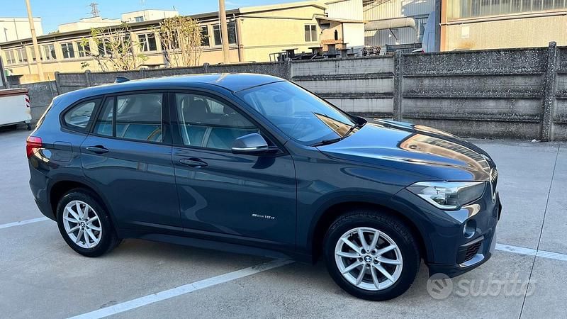 Usata BMW X1 Advantage 150 CV (110 kW) 2017 Blu SUV