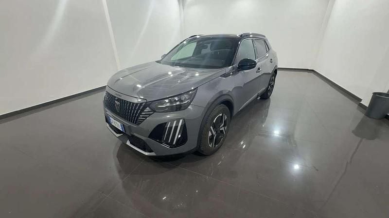 Grigio selenium Usata 2024 Peugeot e-2008 GT SUV | 22.990 € (Super prezzo) - Immagine 1/4