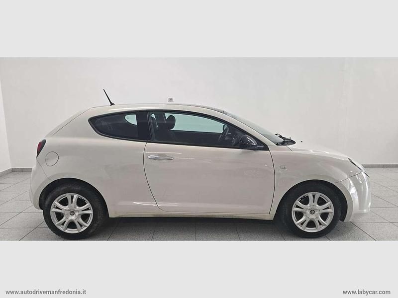 Usata Alfa Romeo MiTo Distinctive 90 CV (66 kW) 2011 Bianco Utilitaria