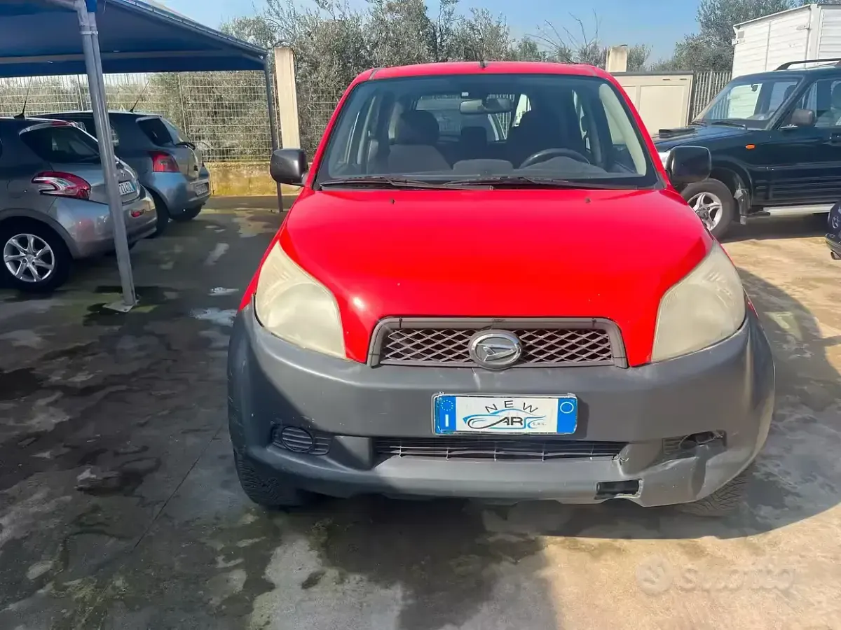 Usata Daihatsu Terios 86 CV (63 kW) 2006 Rosso SUV