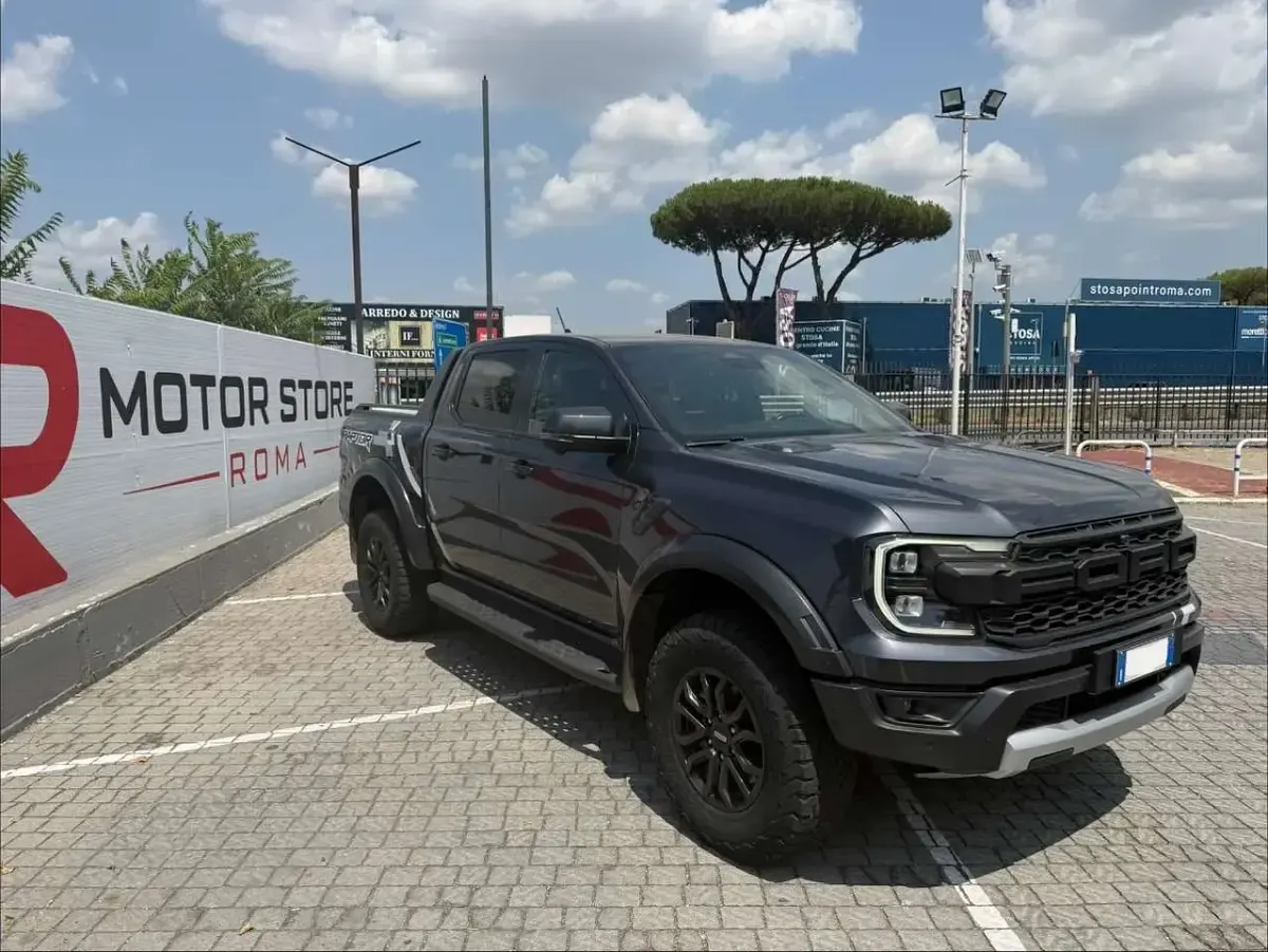 Usata Ford Ranger Raptor 292 CV (214 kW) 2024 Grigio Pick-up