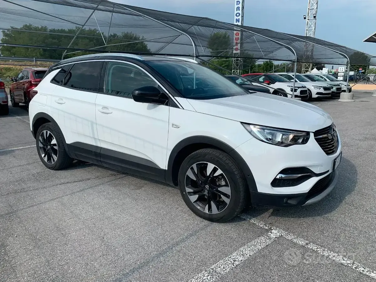 Usata Opel Grandland X S 131 CV (96 kW) 2019 Bianco SUV