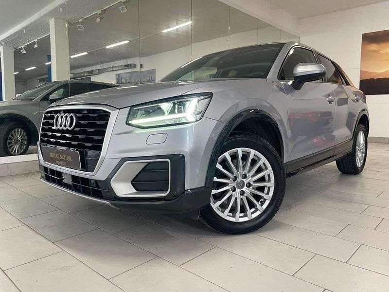 Argento(met.) Usata 2018 Audi Q2 Business SUV | 17.900 € (Buon prezzo) - Immagine 1/4
