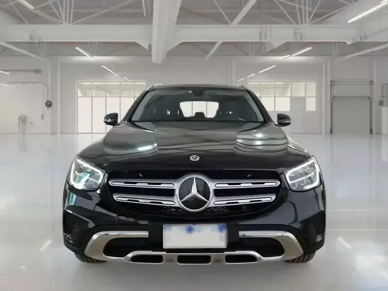Usata Mercedes GLC300de Business 194 CV (142 kW) 2022 SUV