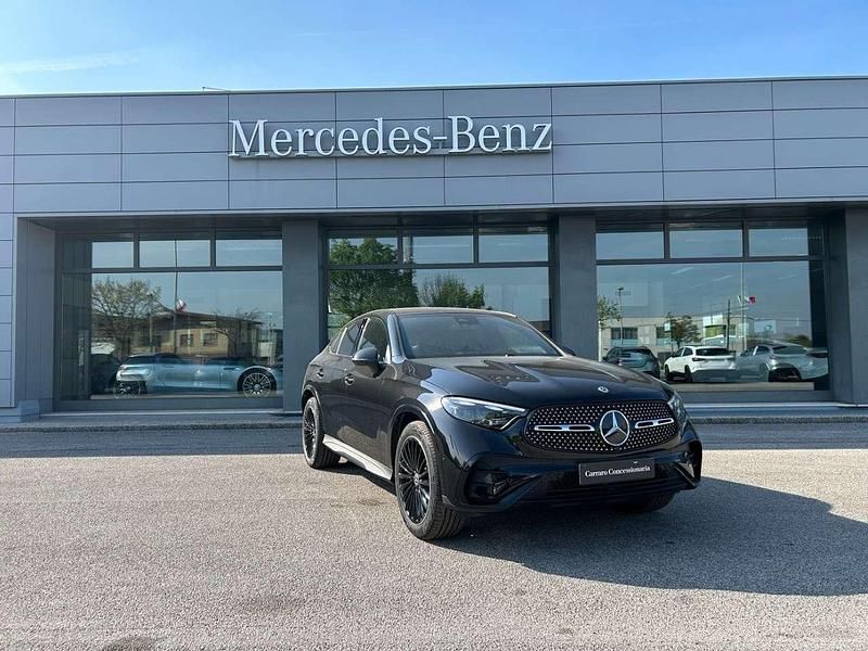 Nuova Mercedes GLC200 163 CV (119 kW) 2026 Nero SUV