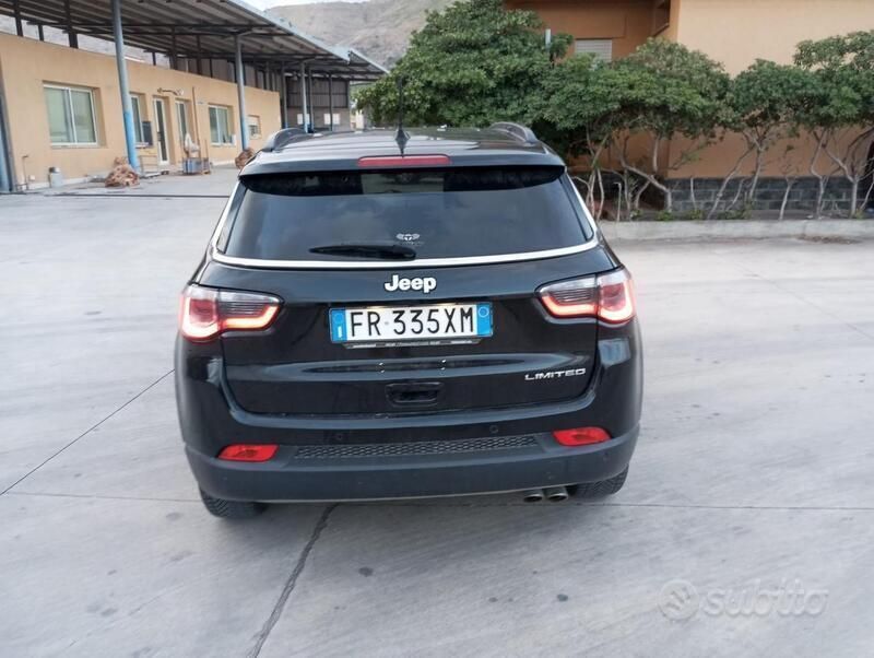 Usata Jeep Compass 140 CV (102 kW) 2018 Nero SUV