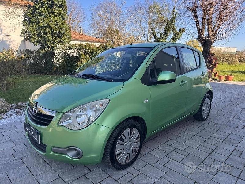 Usata Opel Agila Enjoy 86 CV (63 kW) 2008 Verde Utilitaria