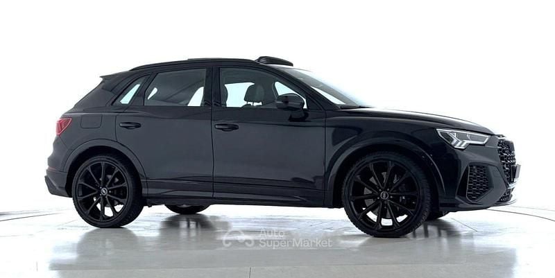 Usata Audi RS Q3 Comfort 400 CV (294 kW) 2022 Nero SUV