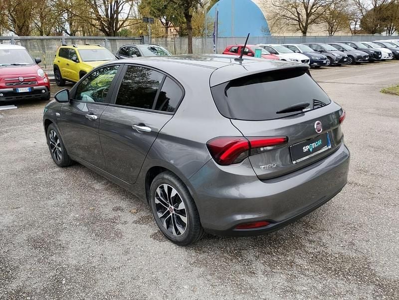 Usata Fiat Tipo 101 CV (74 kW) 2023 Grigio Utilitaria