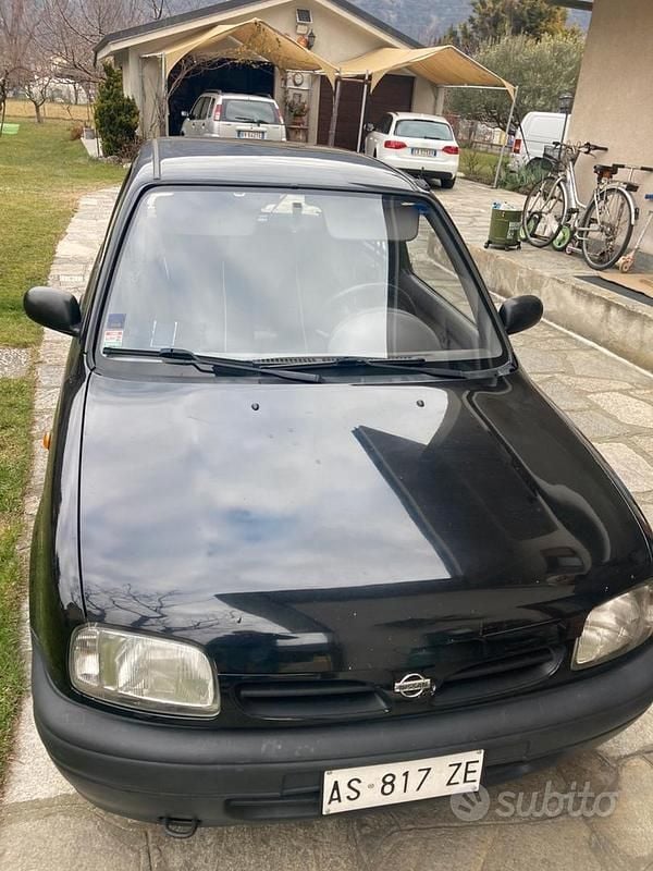Usata Nissan Micra 54 CV (39 kW) 1997 Nero Utilitaria