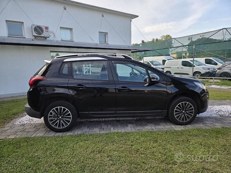 Usata Peugeot 2008 Access 82 CV (60 kW) 2017 SUV