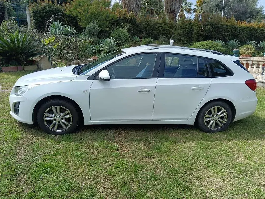 Usata Chevrolet Cruze LT 131 CV (96 kW) 2012 Bianco Station wagon