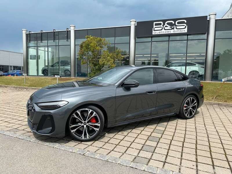 Usata Audi A5 S-Line 204 CV (150 kW) 2025 Daytonagrau perleffekt Coupé