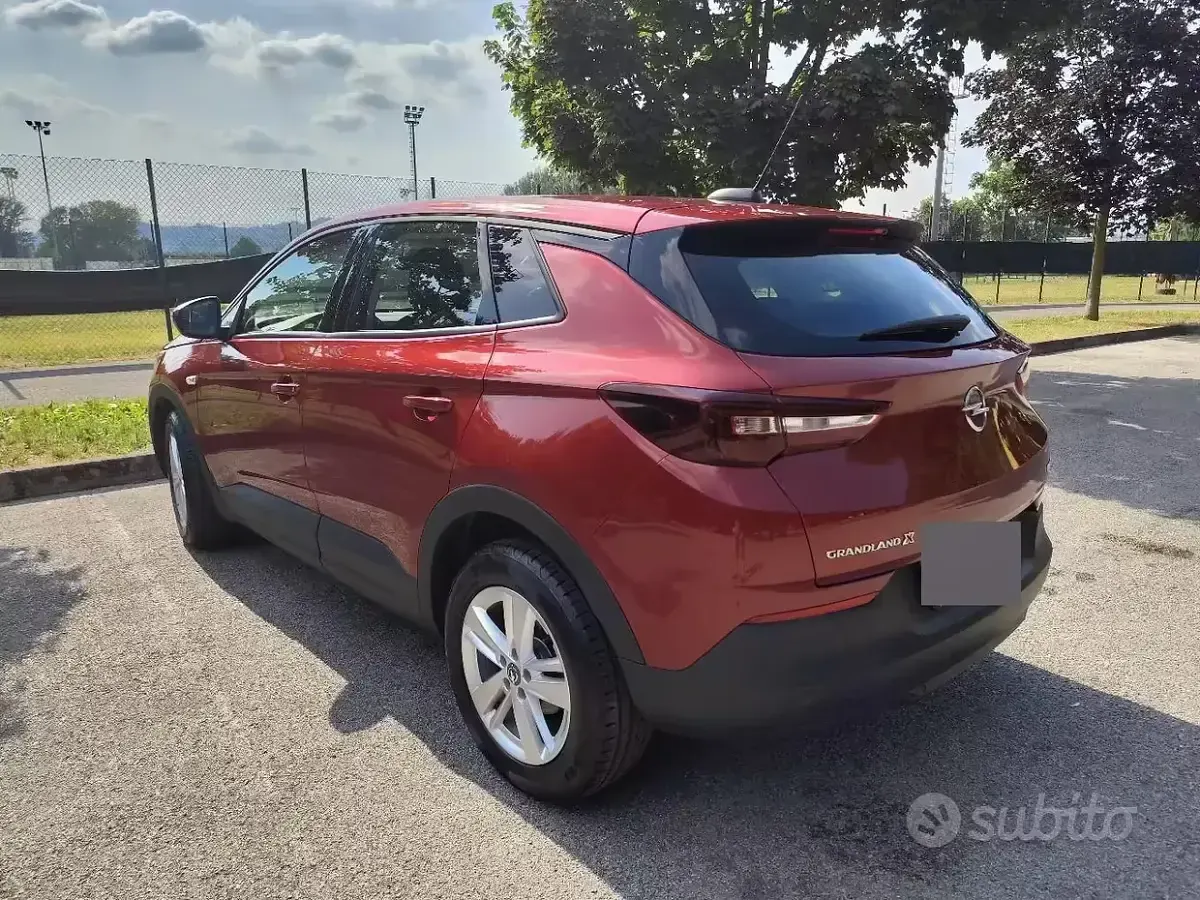 Usata Opel Grandland X 120 CV (88 kW) 2018 Rosso SUV