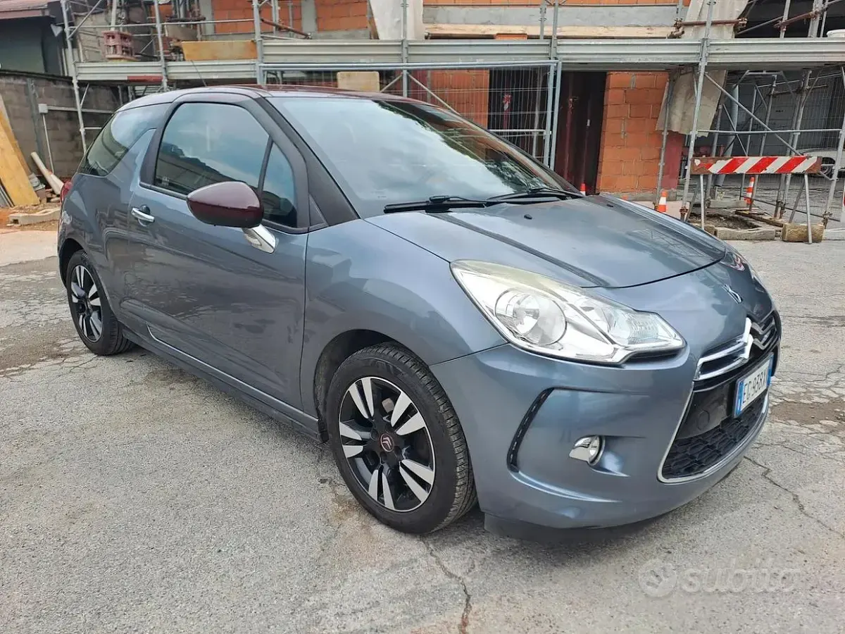 Usata Citroën DS3 95 CV (69 kW) 2011 Grigio Utilitaria