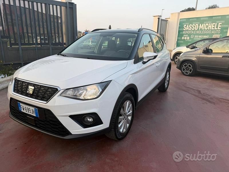 Usata Seat Arona Style 95 CV (69 kW) 2019 Bianco SUV