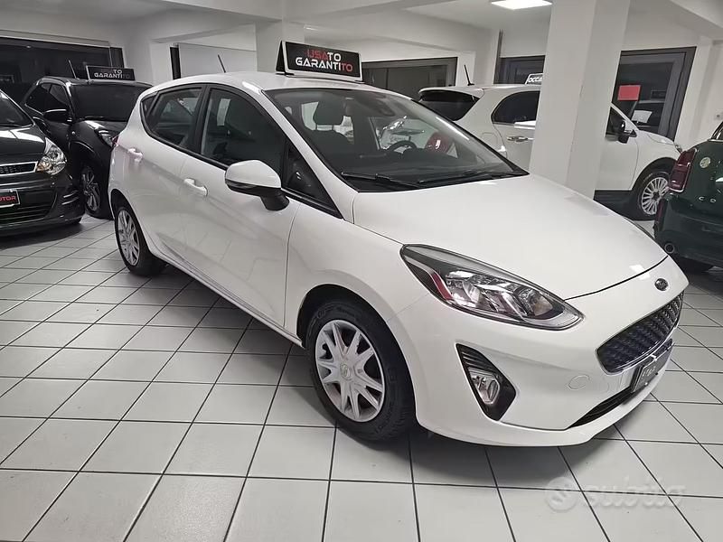 Usata Ford Fiesta Vignale 85 CV (62 kW) 2019 Bianco Utilitaria
