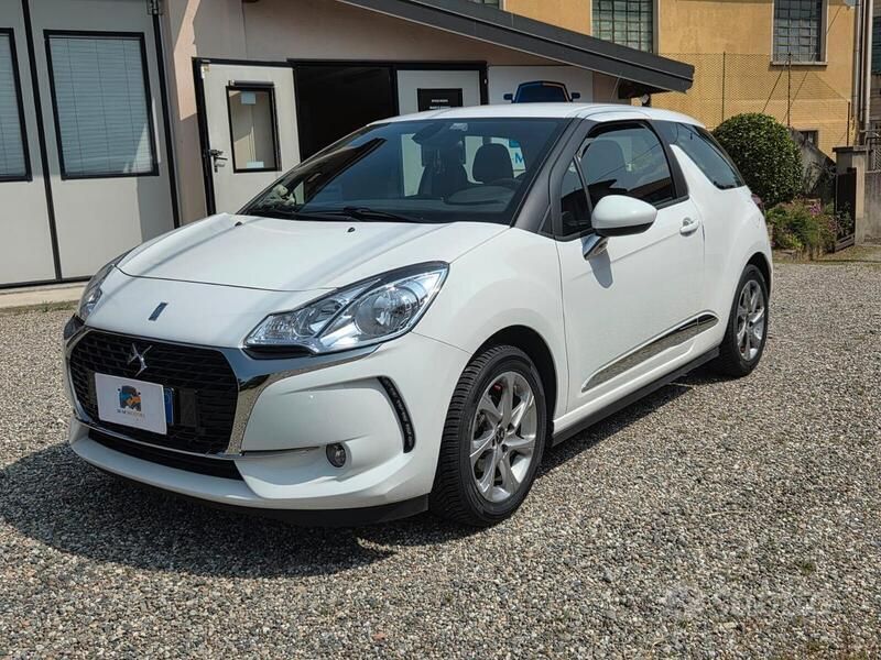 Bianco Usata 2019 DS Automobiles DS3 Coupé | 12.900 € (Buon prezzo) - Immagine 1/4