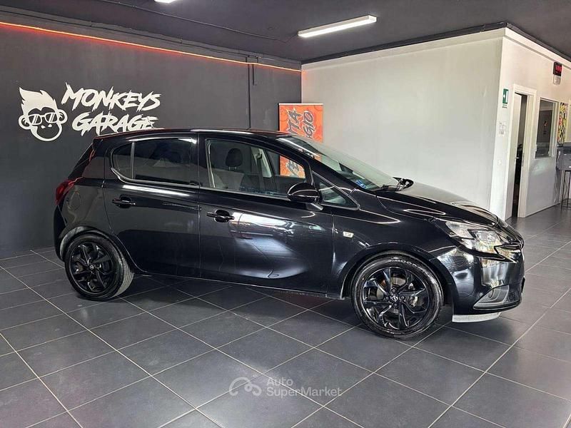Usata Opel Corsa 90 CV (66 kW) 2019 Nero Berlina