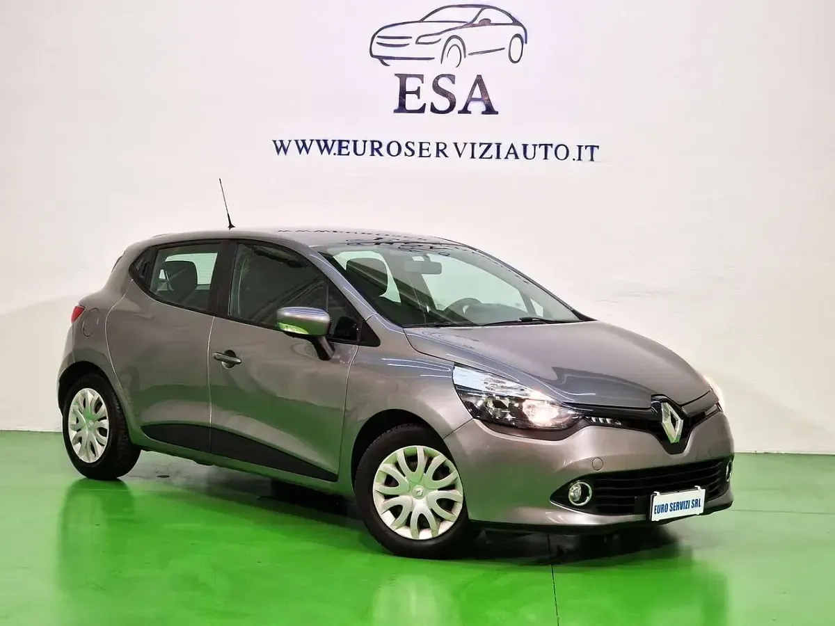 Usata Renault Clio IV 73 CV (53 kW) 2014 Grigio Berlina