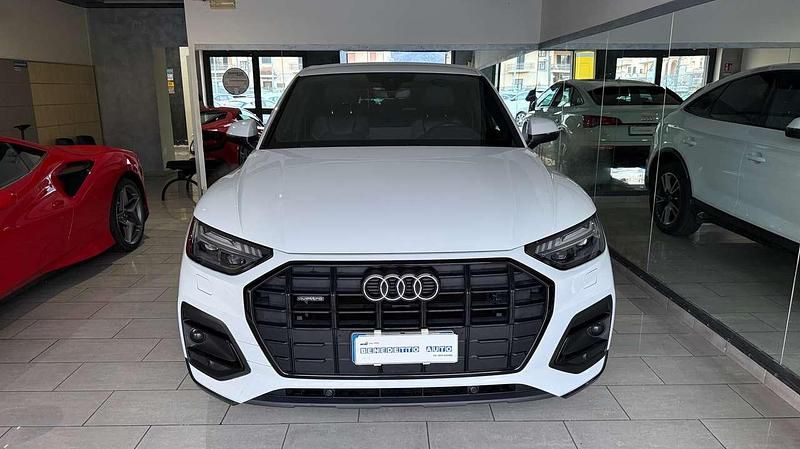 Bianco Usata 2022 Audi Q5 Sportback S-Line SUV | 39.000 € (Super prezzo) - Immagine 1/4