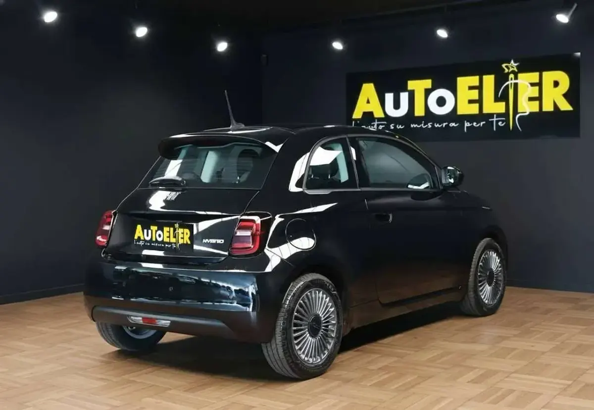 Nuova Fiat 500 Dolcevita 69 CV (50 kW) 2026 Nero Utilitaria