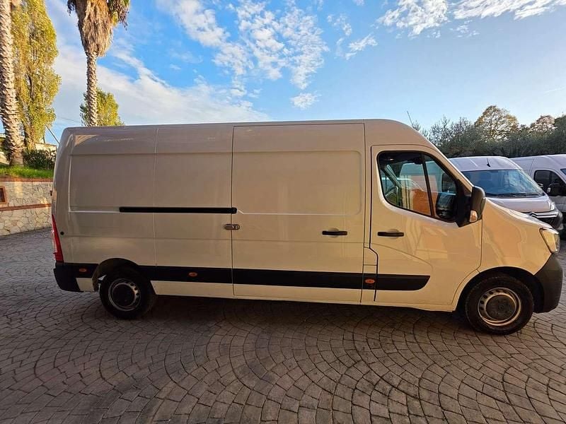 Usata Renault Master 136 CV (100 kW) 2022 Bianco ice Furgone
