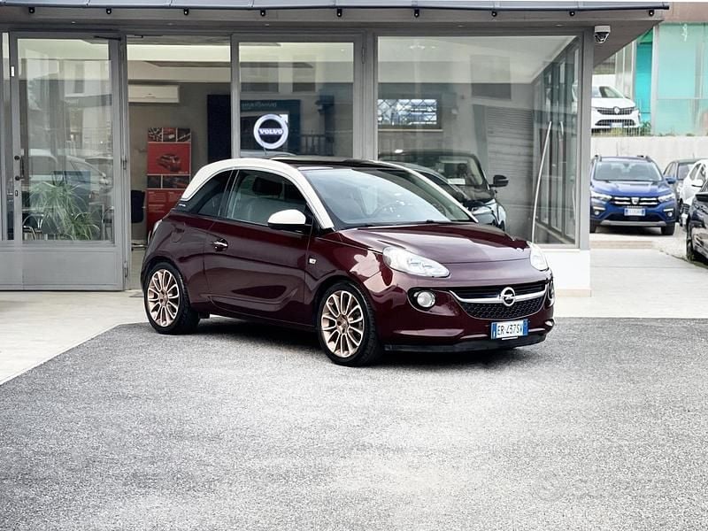 Usata Opel Adam 87 CV (63 kW) 2013 Viola Utilitaria