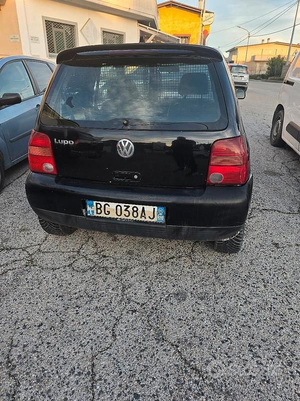 Usata VW Lupo 60 CV (44 kW) 1999 Nero Utilitaria