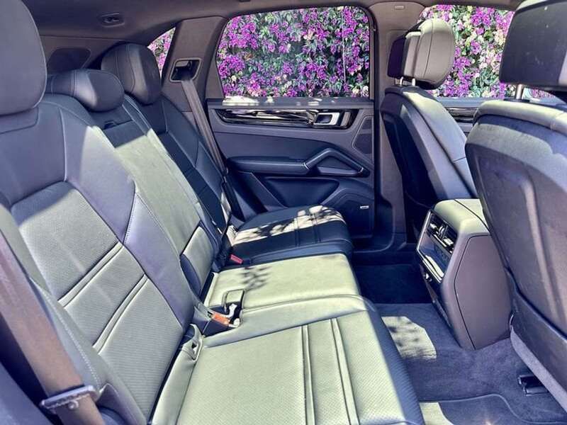 Usata Porsche Cayenne Platinum Edition 462 CV (339 kW) 2022 Argento SUV