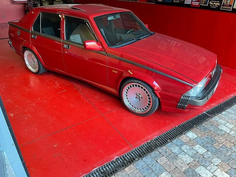 Usata Alfa Romeo 75 1988 Rosso Berlina