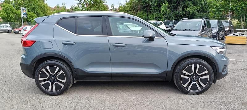 Usata Volvo XC40 Inscription 190 CV (139 kW) 2020 Grigio SUV
