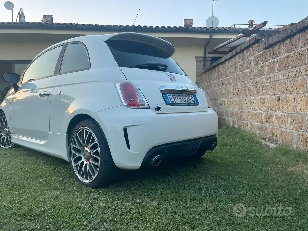 Usata Abarth 500 135 CV (99 kW) 2011 Bianco Berlina